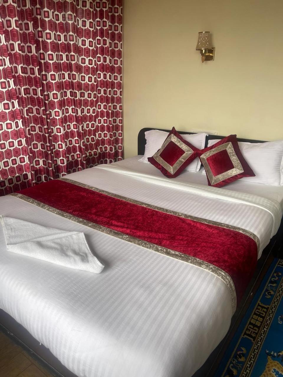Hotel The Holy Birth Rummindei Luaran gambar