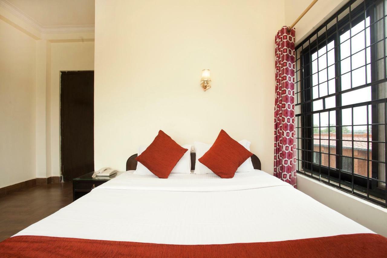 Hotel The Holy Birth Rummindei Luaran gambar