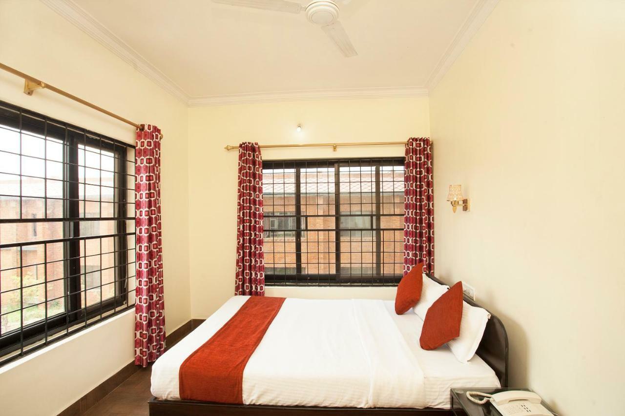 Hotel The Holy Birth Rummindei Luaran gambar